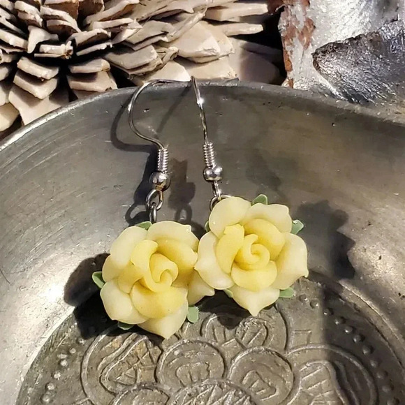 Handcrafted Fimo Polymer Clay Yellow Rose Flower Bead Dangle Earrings - Picture 3 of 5